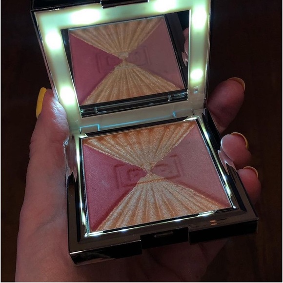 Pur Out of the Blue Light Up Blush Palette Ray of Light BNIB - Picture 9 of 16